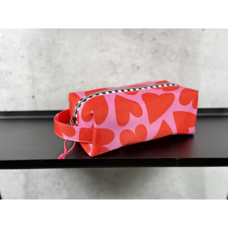 Boxy Bag - "Big Hearts"