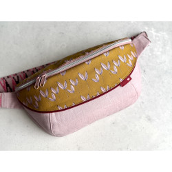 "Tasche voll Glück" // Crossbodybag "Dancing Leaves Senf"