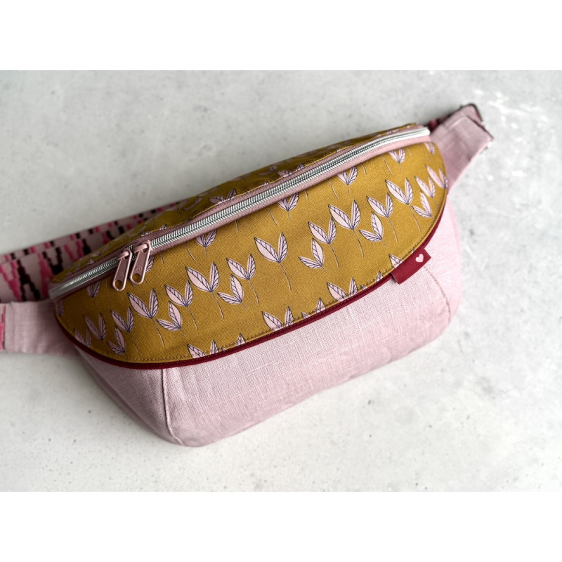"Tasche voll Glück" // Crossbodybag "Dancing Leaves Senf"