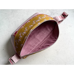 "Tasche voll Glück" // Crossbodybag "Dancing Leaves Senf"